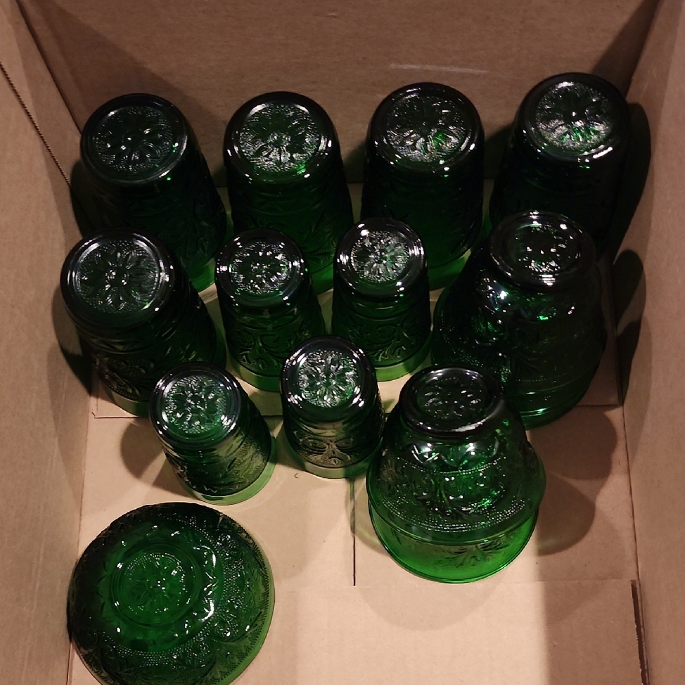 Anchor Hocking Sandwich Pattern Glassware.